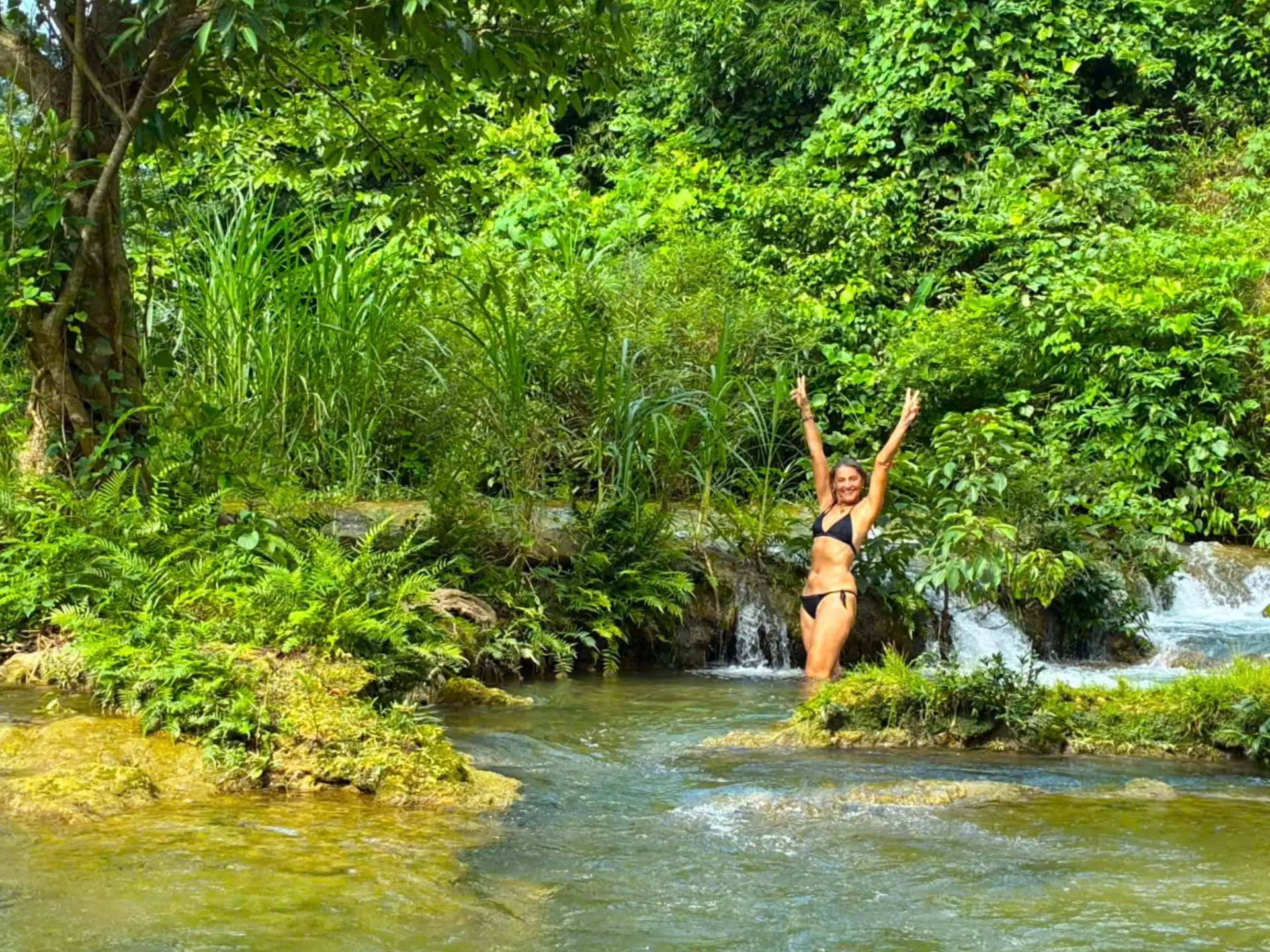 From Pu Luong: Con Moong Cave & Suoi Gio Waterfall Tour image 6