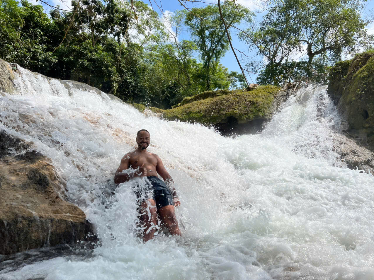 Suoi Gio Water Falls image 3