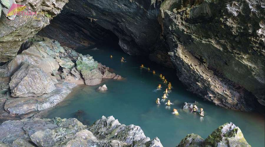 ELEPHANT CAVE & MA DA VALLEY JUNGLE TREK 1 DAY TOUR image 2