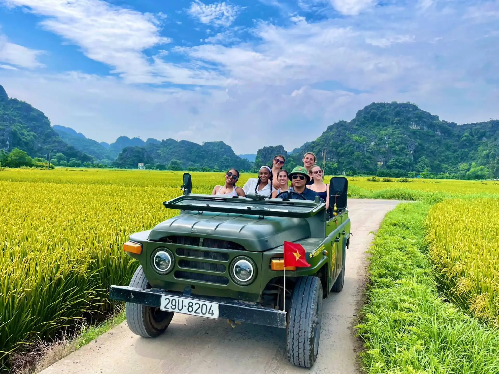 Ninh Binh Jeep Tour: Voi Temple, Sunset & Street Food